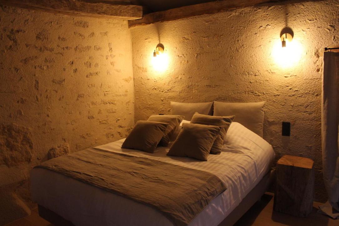 Chateauneuf Suites Phòng bức ảnh